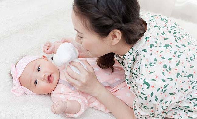 Giúp việc chăm trẻ Nghề nghiệp quan trọng và cần thiết trong xã hội hiện đại